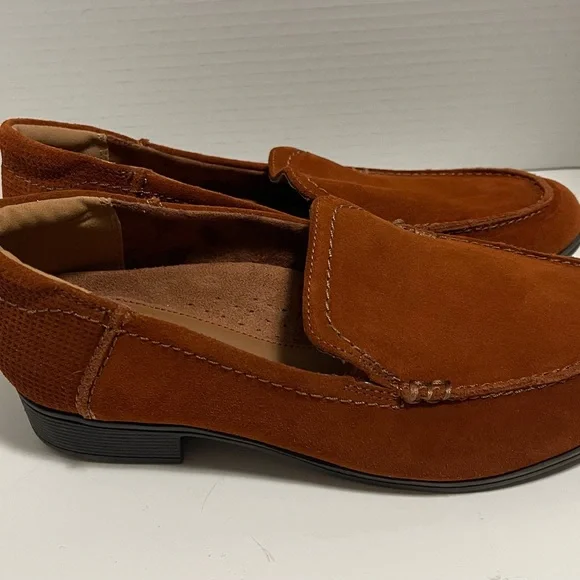 Cobb Hill suede loafer style shoes Womens 7.5 New - Picture 2 of 7